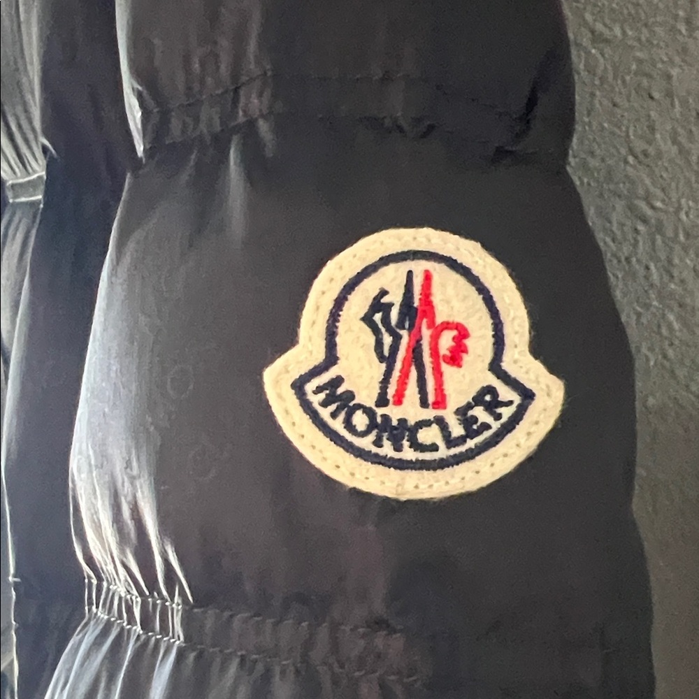 Moncler Fer Logo Giubbotto Navy Puffer Jacket size 3 or M - Picture 2 of 11